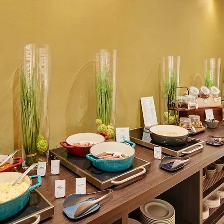 فندق Sercotel Sant Boi سانت بوي ديل يوبريغات