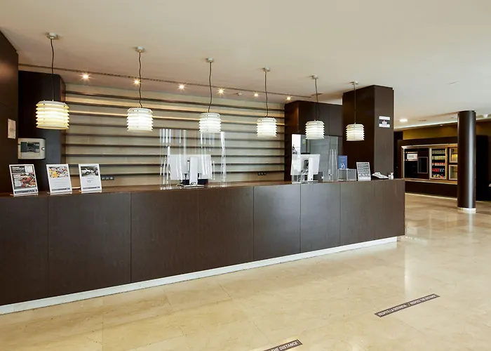 酒店 Sercotel Sant Boi 3*